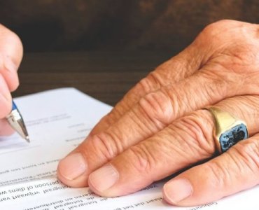Rezygnujesz z umowy rezerwacyjnej? Zrób to bezpiecznie i odzyskaj pieniądze – praktyczny przewodnik krok po kroku