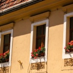Parapety zewnętrzne, które wytrzymają próbę czasu: przewodnik mądrego wyboru